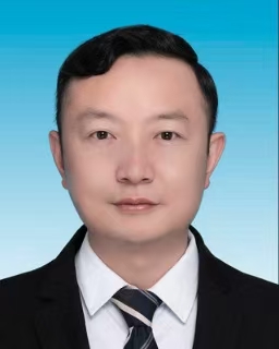  張　智